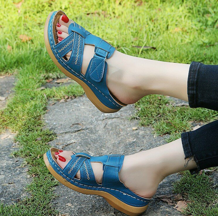 [🎁Dziś połowa ceny - nie przegap] Ergonomicznie zaprojektowane sandały ortopedyczne - bezbolesne chodzenie 👞 sprawiają, że chodzenie jest bardziej komfortowe